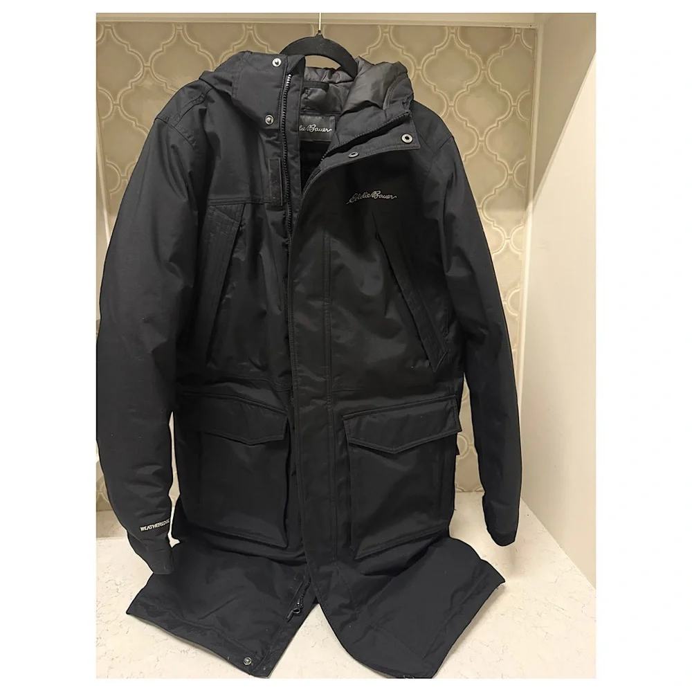 Men's Eddie Bauer Superior Down Stadium Coat - Picture 1 of 8